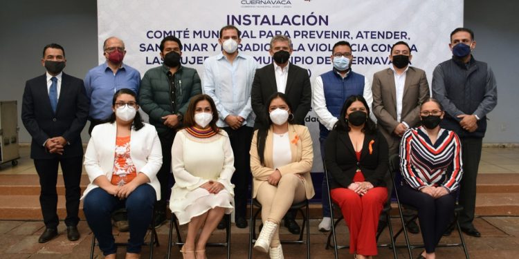 José Luis Urióstegui se compromete a erradicar y combatir cualquier tipo de violencia contra las mujeres