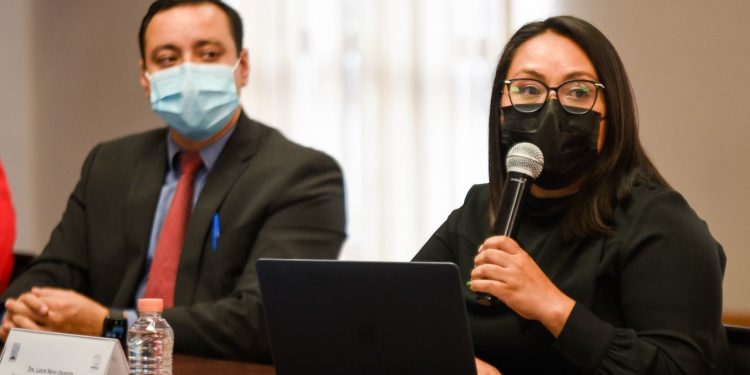 Exhortan autoridades del sector salud a mujeres embarazadas a vacunarse contra la influenza