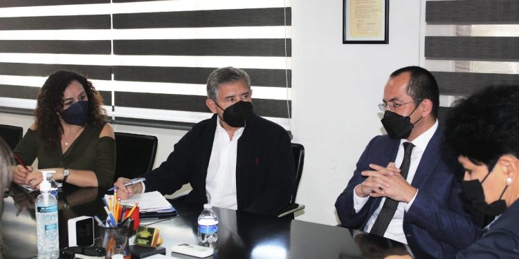 Celebran reunión autoridades municipales de Cuernavaca y el presidente de la CDHEM