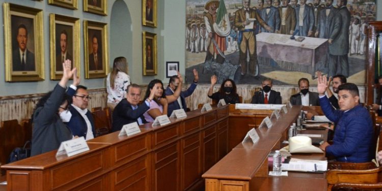 Aprueba cabildo de Cuernavaca descuentos del 90%  para comerciantes