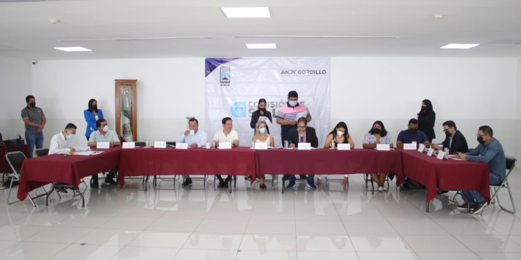 Respalda comisión de salud ley de espacios cardioprotegidos, tratamientos gratis para niños