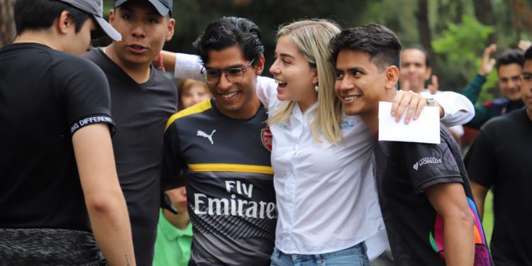 Andy Gordillo da banderazo de salida en el rally “Acción por ti”