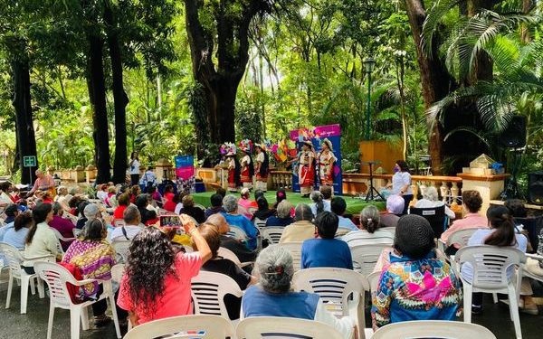 Reconocen adultos mayores de Cuernavaca por sus aportaciones a la sociedad
