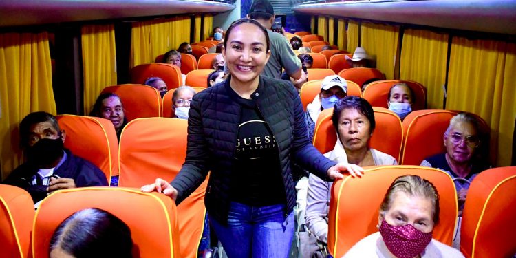 Luz Dary Quevedo reactiva programa para reencontrar familias en el extranjero.