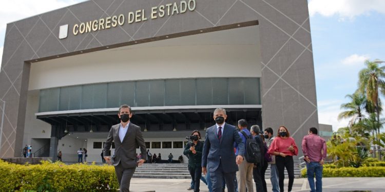 Exhorta José Luis Urióstegui a diputados a reforzar diálogo con los poderes del estado y municipales