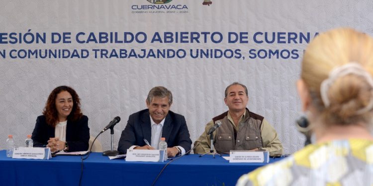 Continua atendiendo y escuchando el ayuntamiento de Cuernavaca a ciudadanos