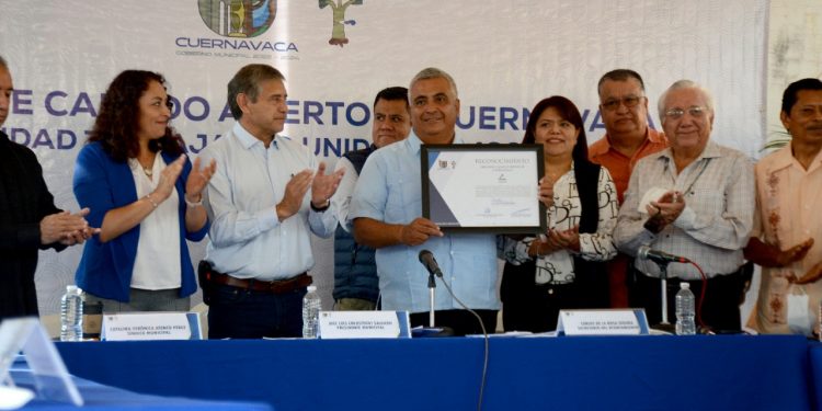 Reconoce gobierno municipal los 100 años de CONACO-SERVITUR Cuernavaca de contribución al desarollo económico de la ciudad