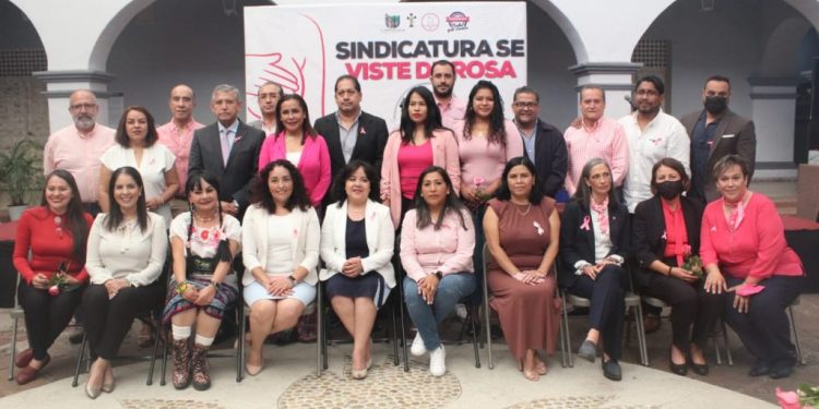 Firman convenio el ayuntamiento de Cuernavaca y FUCAM para la realización de mastografías a bajo costo