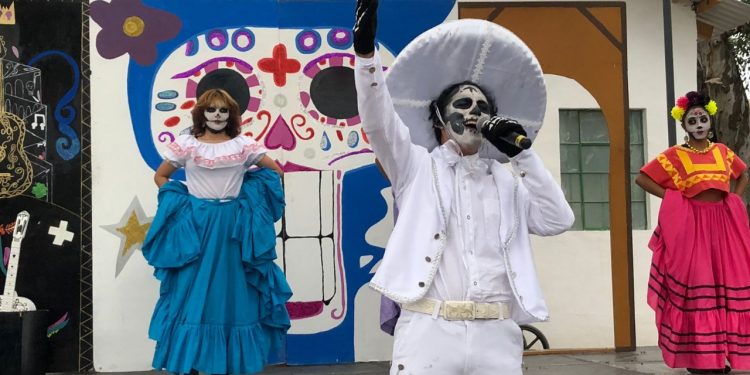 Todo un éxito festival Mictlán de Cuernavaca en conmemoración del Día de Muertos