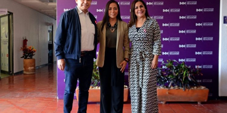Celebran acuerdo el ayuntamiento de Cuernavaca y el Instituto de la Mujer en beneficio de las mujeres