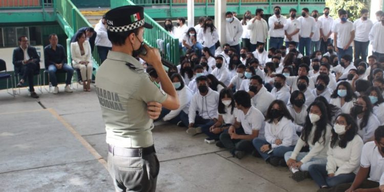 Realizan en Cuernavaca jornadas para la prevención del delito y fomento cívico entre estudiantes