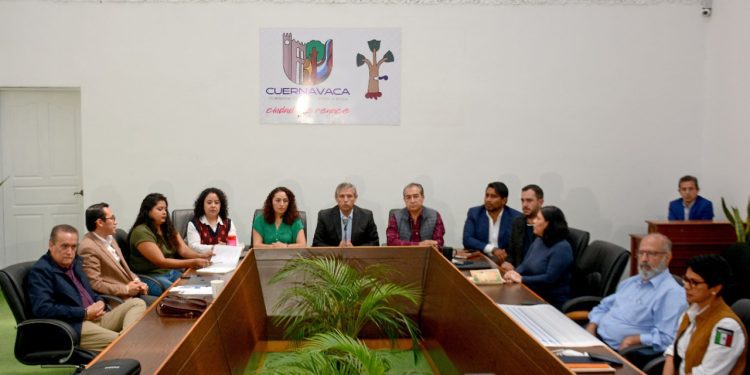 Cabildo de Cuernavaca determina reforzar su propio modelo de seguridad en integrarse al mando coordinado del estado