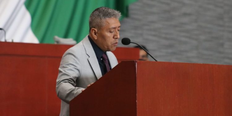 Alejandro Martínez propone otorgar productos de higiene menstrual gratuitos a mujeres privadas de su libertad