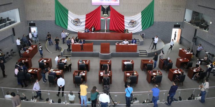 Aprueba Congreso llamar a comparecer a los titulares de FGE, CES y Secretaría de Gobierno