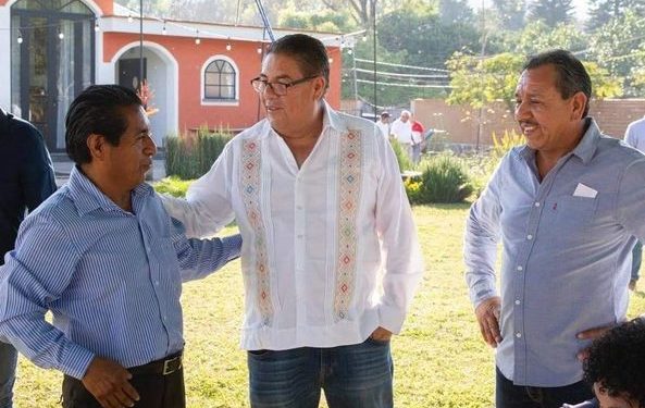 Sostiene reunión de trabajo el titular de la SMyT y transportistas de Tepoztlán