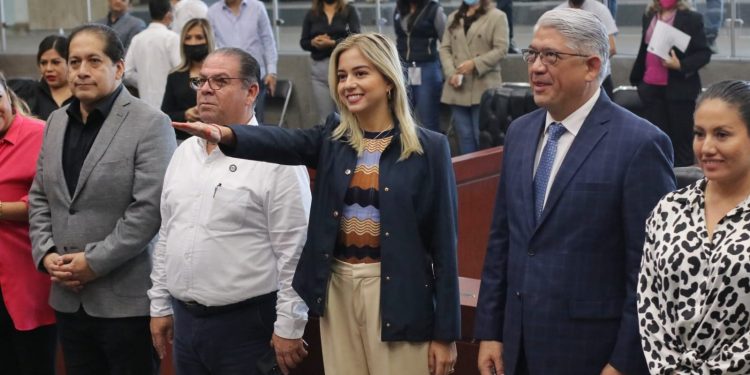 Elige Congreso a Andy Gordillo como secretaría de la Mesa Directiva y a Tania Valentina Rodríguez como quinta diputada para la diputación permanente