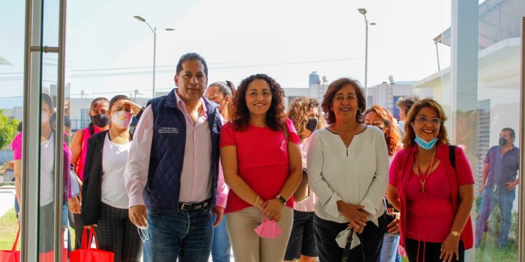 Reciben cuernavacenses mastografías gratuitas