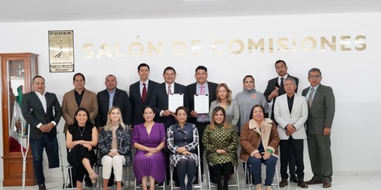 Firman Senado de la República y Congreso de Morelos convenio de colaboración para profesionalizar a legisladores y base trabajadora