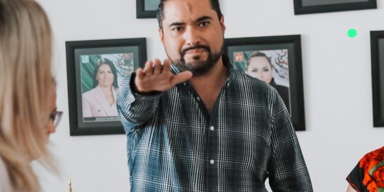 Mi encomienda es abatir el rezago existente al interior de la ESAF: José Blas Cuevas