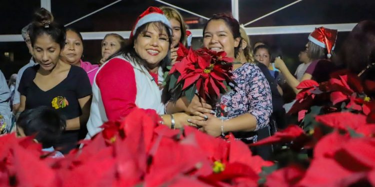 La diputada Ariadna Barrera da inicio a las fiestas decembrinas con posadas en Jiutepec