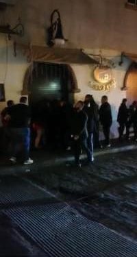 VIDEO: Así fue como personal del bar “La Carrillera” ubicado en Cuernavaca golpea a clientes