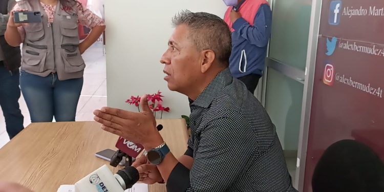 Entregar productos de higiene menstrual a reclusas es un derecho: Diputado Alejandro Martínez