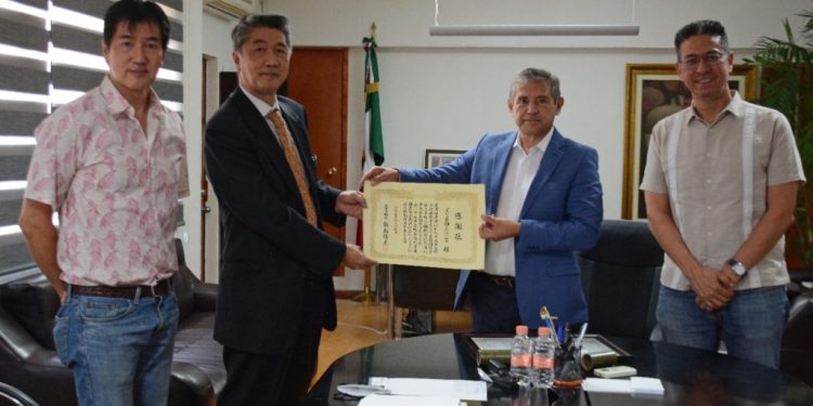 Recibe José Luis Urióstegui petición para refrendar la hermandad entre Cuernavaca y la ciudad de Ōtaki, Japón
