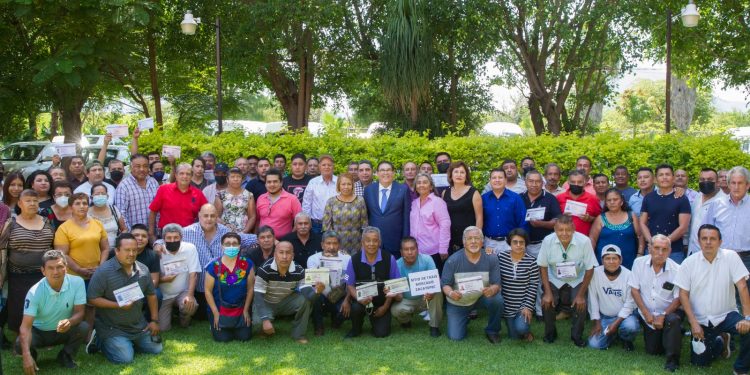 Beneficia gobierno de Cuauhtémoc Blanco Bravo a más de 218 mil personas con subsidios fiscales en materia de transporte