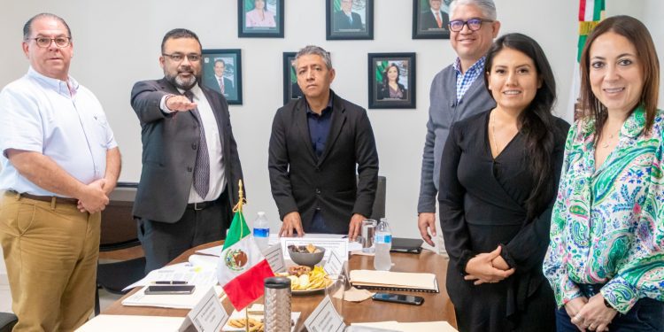 Toma protesta el nuevo Secretario Técnico de la junta política y de Gobierno del Congreso