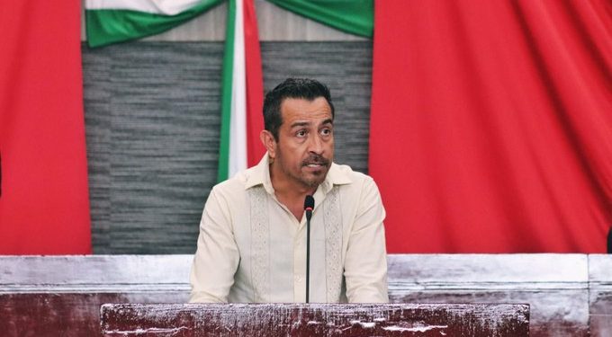 Propone Arturo Pérez Flores que jóvenes mayores de 18 años puedan ser candidatos a ocupar cargos populares