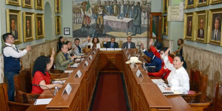 Amplia Cabildo de Cuernavaca descuentos en infracciones, impuestos predial y servicios públicos municipales