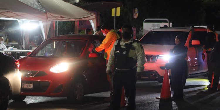 Automovilistas que sean detenidos en Cuernavaca serán multados: Urióstegui