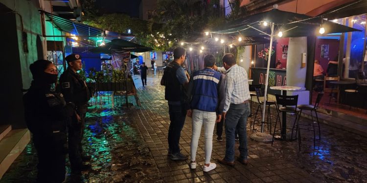 Refuerza SEPRAC medidas para prevenir incidentes y proteger a menores de edad al clausurar fiesta clandestina en Cuernavaca