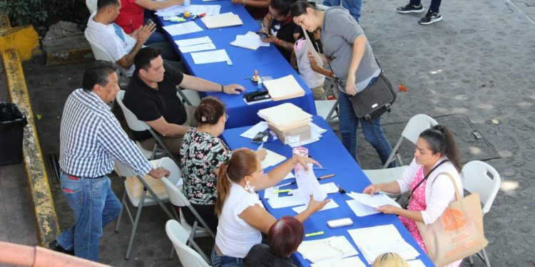 Cierra con gran participación la recepción de documentos para becas escolares y el presupuesto social ciudadano