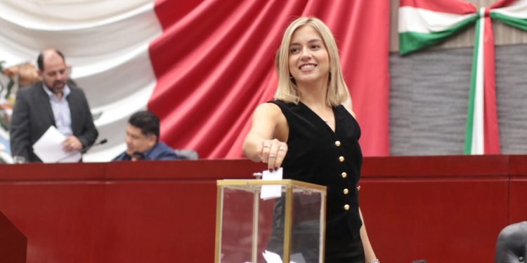 Designa congreso a la diputada Andy Gordillo como quinta diputada para integrar la Diputación Permanente en el próximo periodo de receso