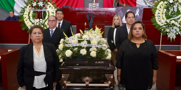 Realiza Congreso de Morelos homenaje póstumo en memoria del reconocido muralista y pintor Don Roberto Rodríguez Navarro