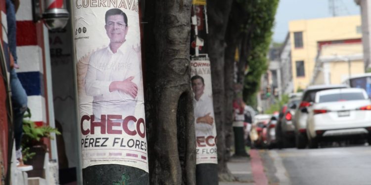 Insta José Luis Urióstegui a no contaminar la imagen urbana de Cuernavaca con campañas políticas anticipadas