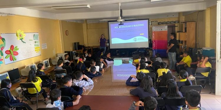 Lleva Instituto de la Mujer de Cuernavaca pláticas sobre la prevención de la violencia de género a escuelas