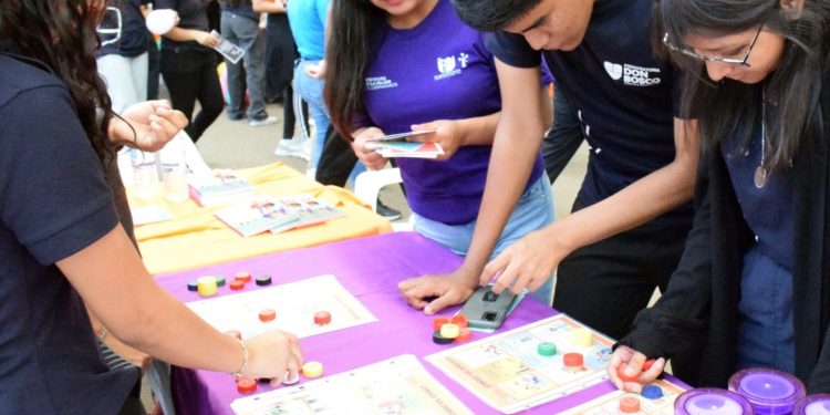 participa Instituto de la Mujer de Cuernavaca y el INSP en Feria de la Salud y Prevención en la Institución Educativa Don Bosco