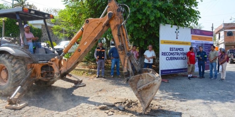 Invierte el ayuntamiento de Cuernavaca en la segunda etapa de rehabilitación de la Av. Alta Tensión en Ocotepec