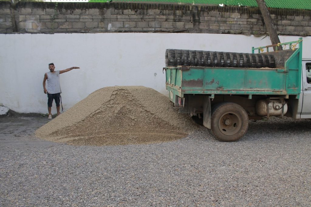 Comenzó el Ayuntamiento de Cuernavaca con la entrega de materiales solicitados por vecinos a través del Presupuesto Social Ciudadano 2024