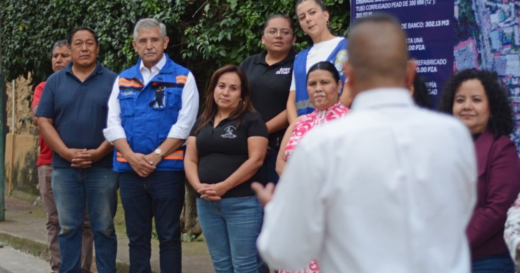 Habitantes de Camino Viejo a Chamilpa reciben del alcalde de Cuernavaca la obra concluida de nuevas lineas de agua para esta comunidad