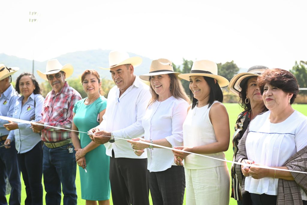 Refrenda Margarita González Saravia trabajo coordinado con gobierno federal y municipios para lograr mayores beneficios a favor de la gente