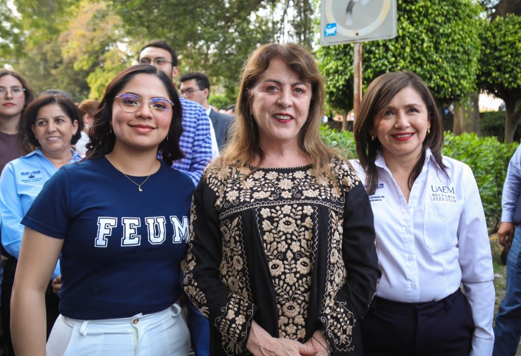 Reconoce Margarita González Saravia talento de jóvenes de la UAEM