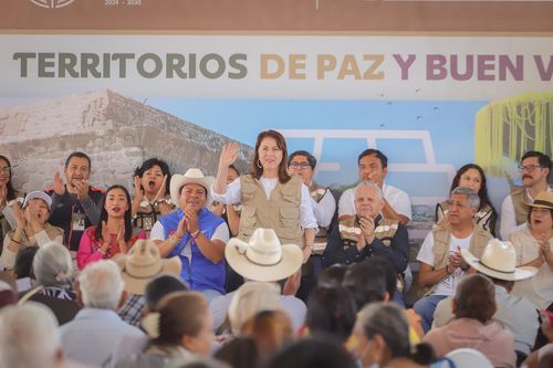 Construye Margarita González Saravia una sociedad más justa con Caravanas del Pueblo