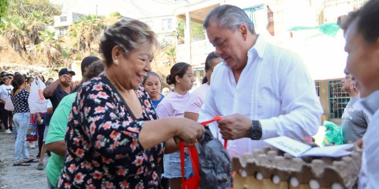Respalda el Dip. Rafael Reyes a la población de Jiutepec con programa alimentario