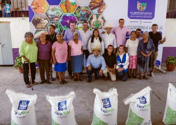 Entrega Urióstegui fertilizante a más de 370 productores; Cuernavaca fortalece su campo