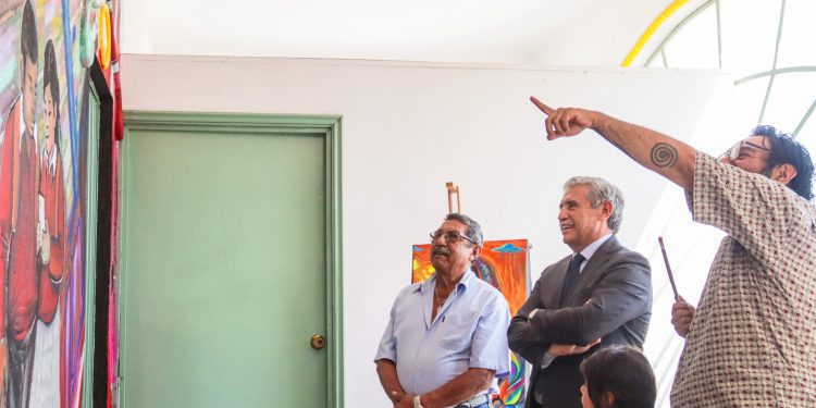 Chipitlán celebra 100 años con un mural que honra su historia y comunidad