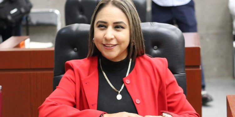 ALLIGATOR ALCATRAZ: Por Carolina Ruiz Rodríguez