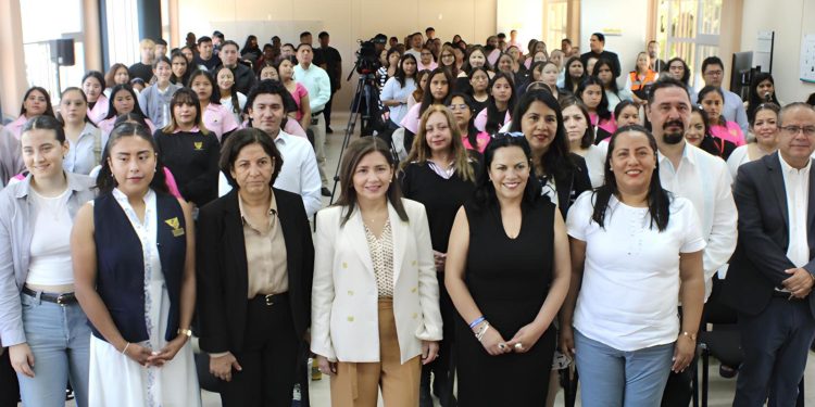 Dip. Jazmín Solano López asiste al 12º aniversario de la Facultad de Estudios Sociales de la UAEM